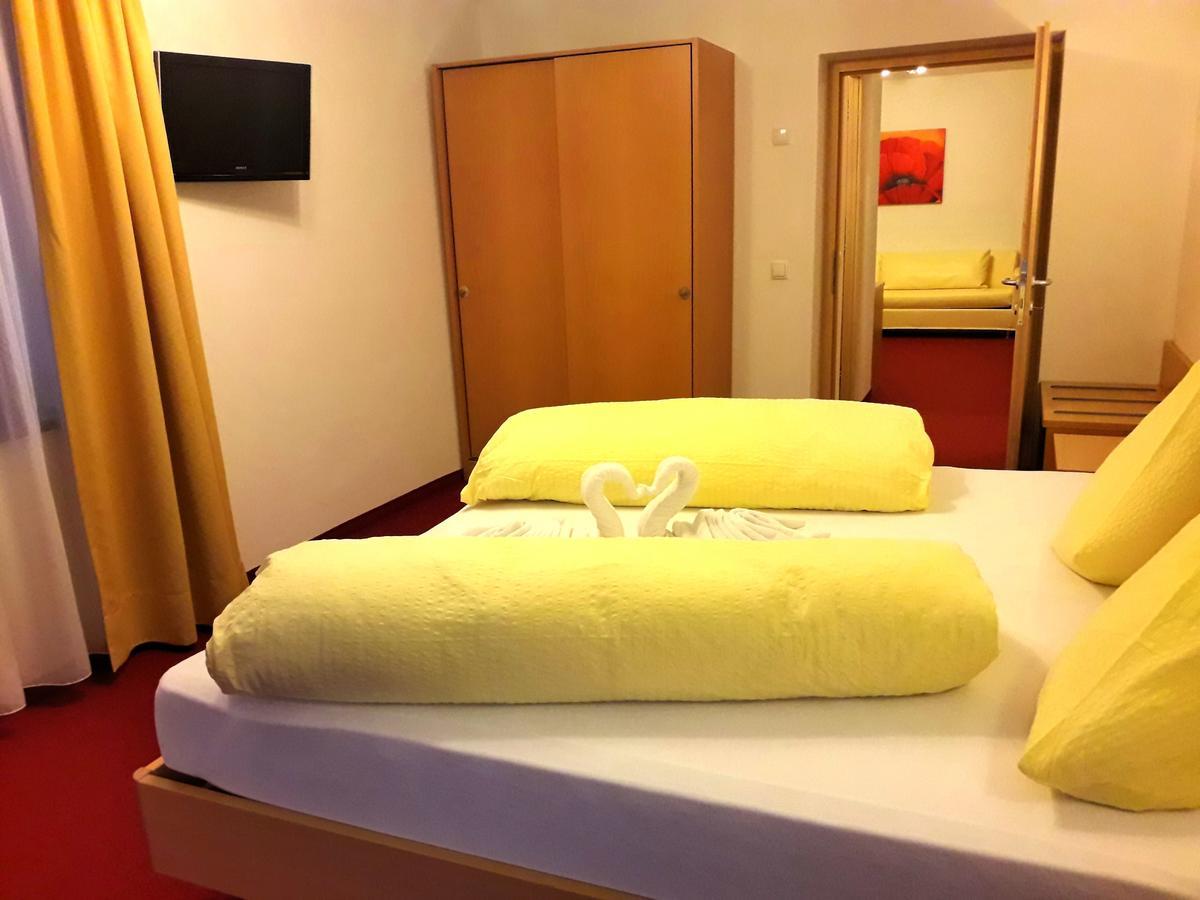 レージア Reschnerhof Bed & Breakfast エクステリア 写真